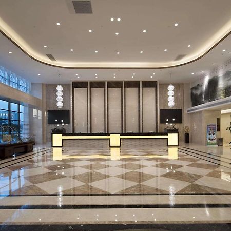 Ramada Plaza By Wyndham Enshi Hotel Exterior photo